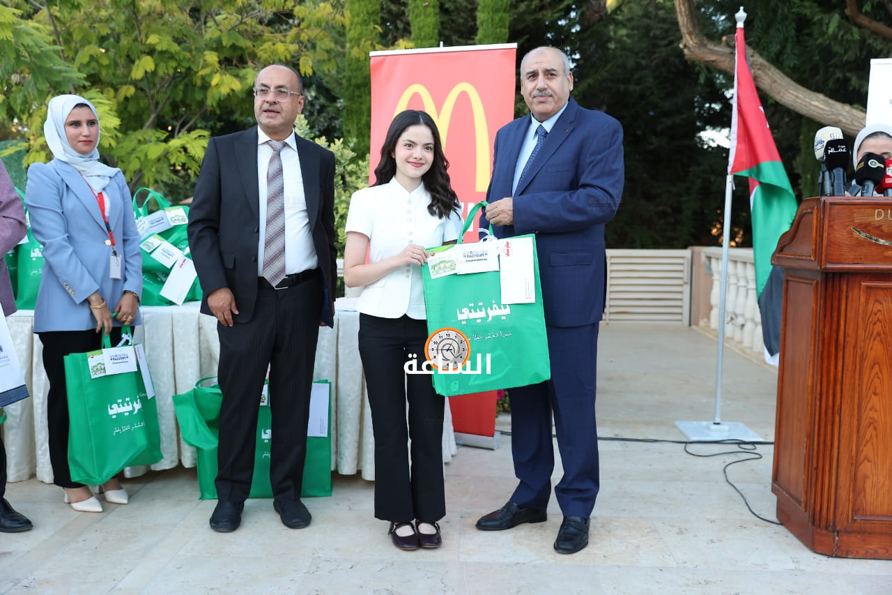 Madar Al-Saa Images 0.669859574274402