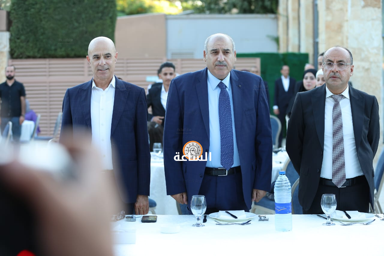 Madar Al-Saa Images 0.385139865768901