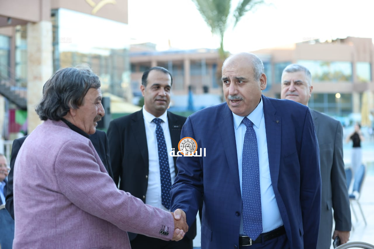 Madar Al-Saa Images 0.4376050518494976