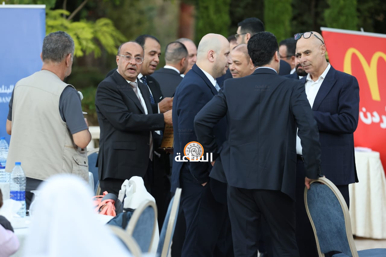 Madar Al-Saa Images 0.19301232019667147