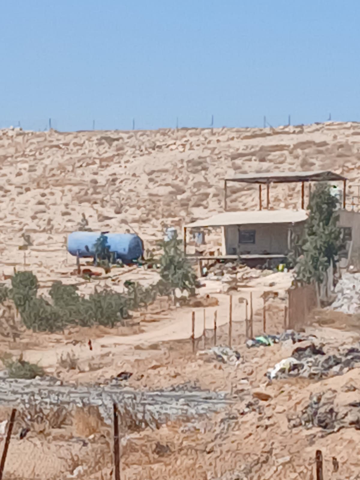 Madar Al-Saa Images 0.48714968706400263