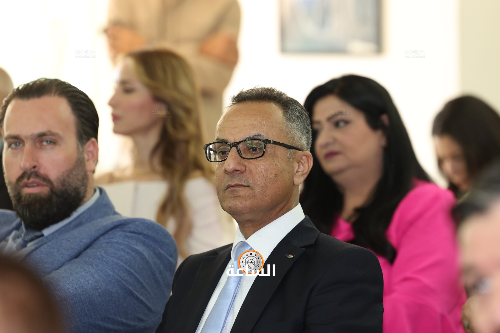 Madar Al-Saa Images 0.05125065921508487