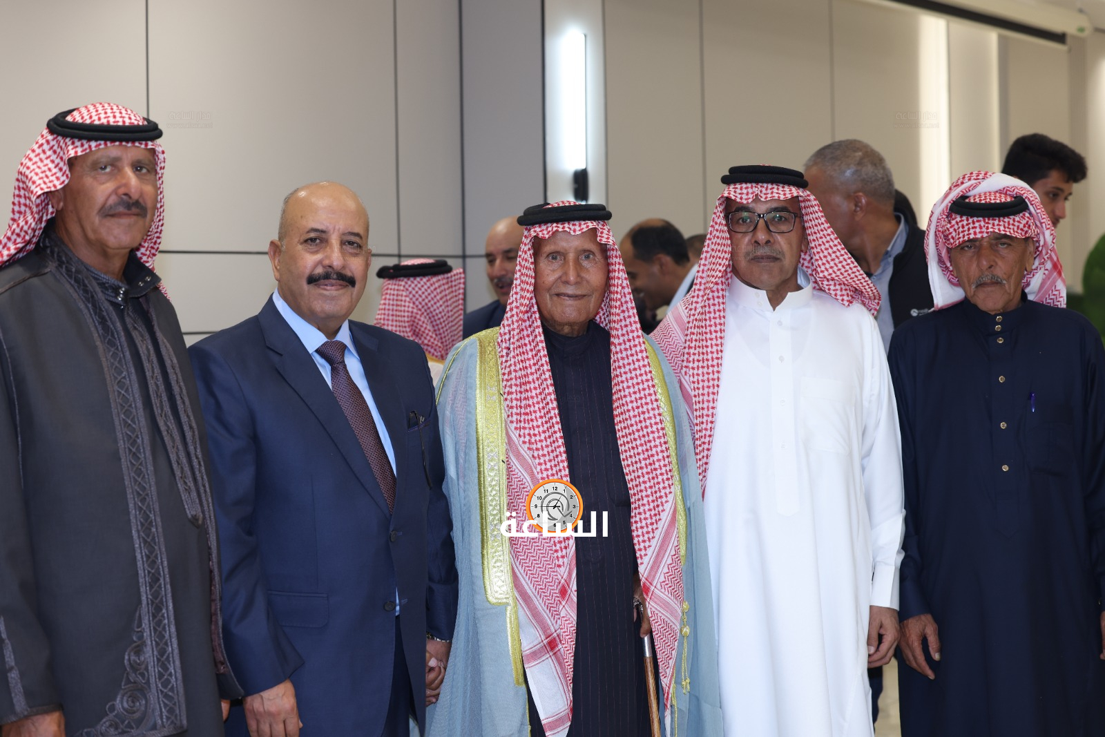 Madar Al-Saa Images 0.46550993772077875