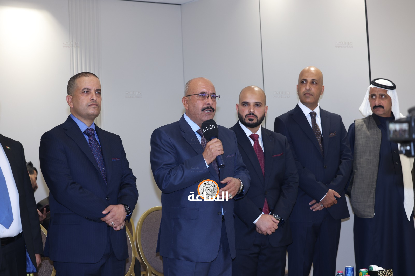 Madar Al-Saa Images 0.4130019387803704