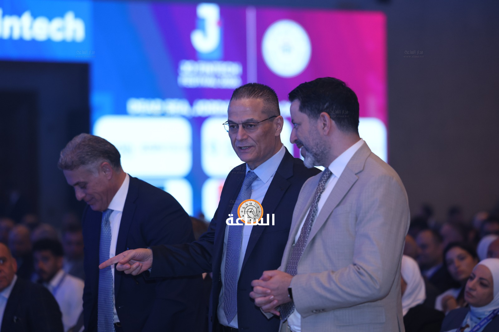 Madar Al-Saa Images 0.3642115013053129