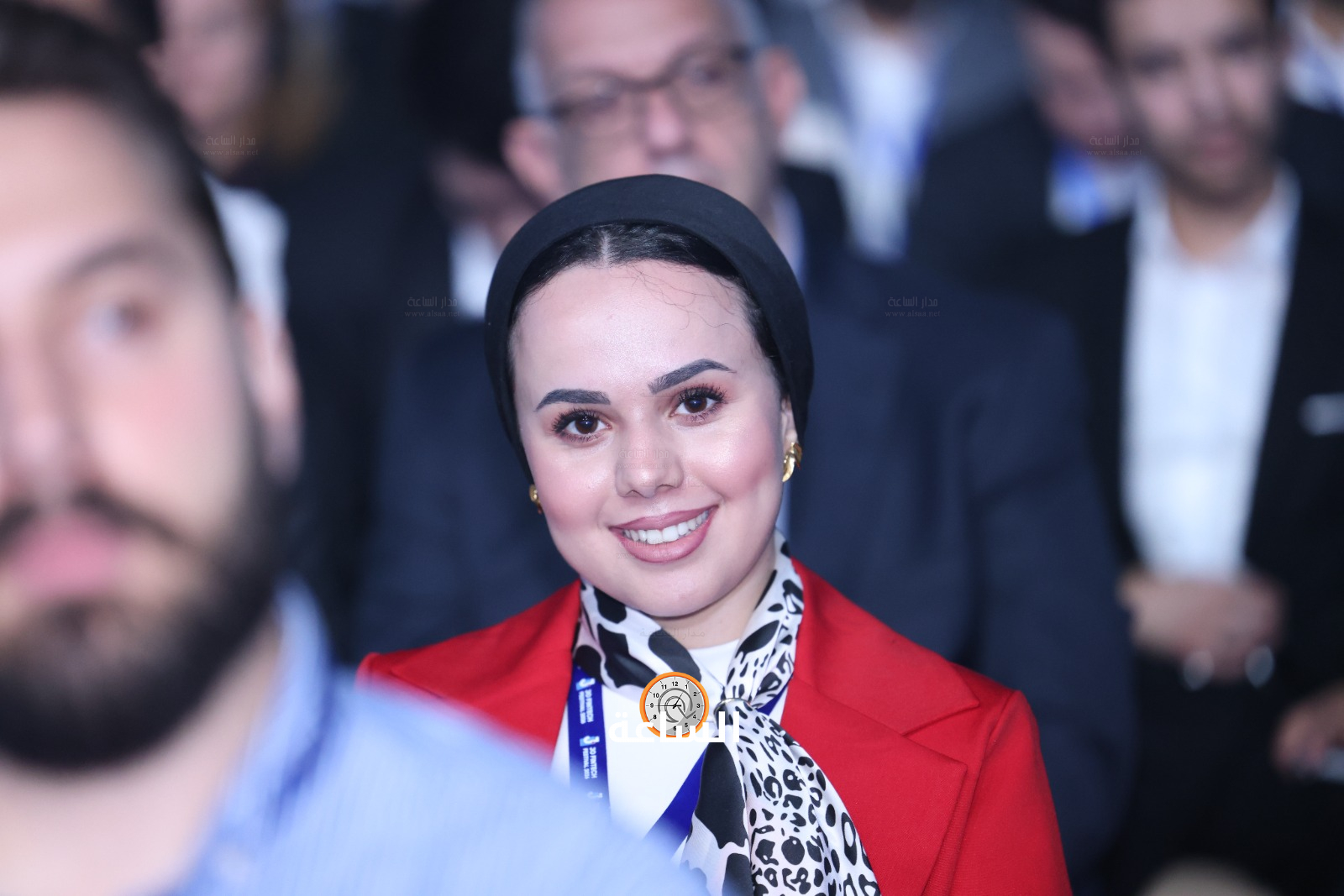 Madar Al-Saa Images 0.4878152318123635