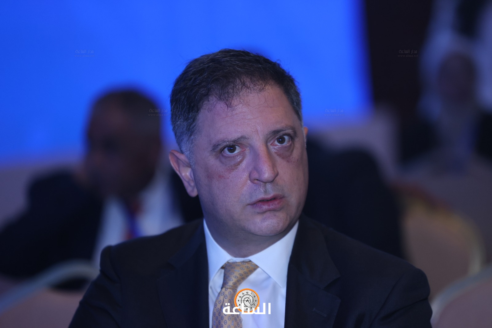 Madar Al-Saa Images 0.6215028383987229