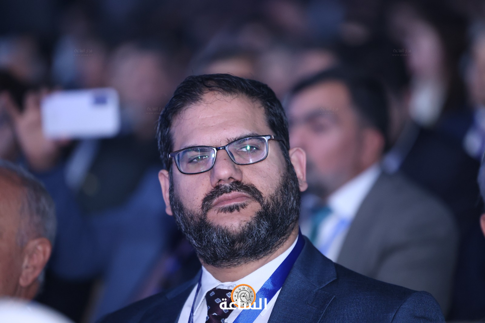Madar Al-Saa Images 0.4197115589594187