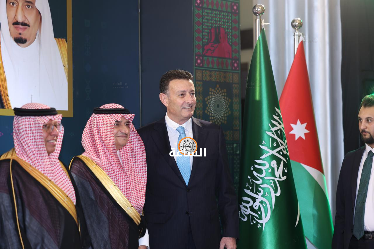 Madar Al-Saa Images 0.5281474818926958
