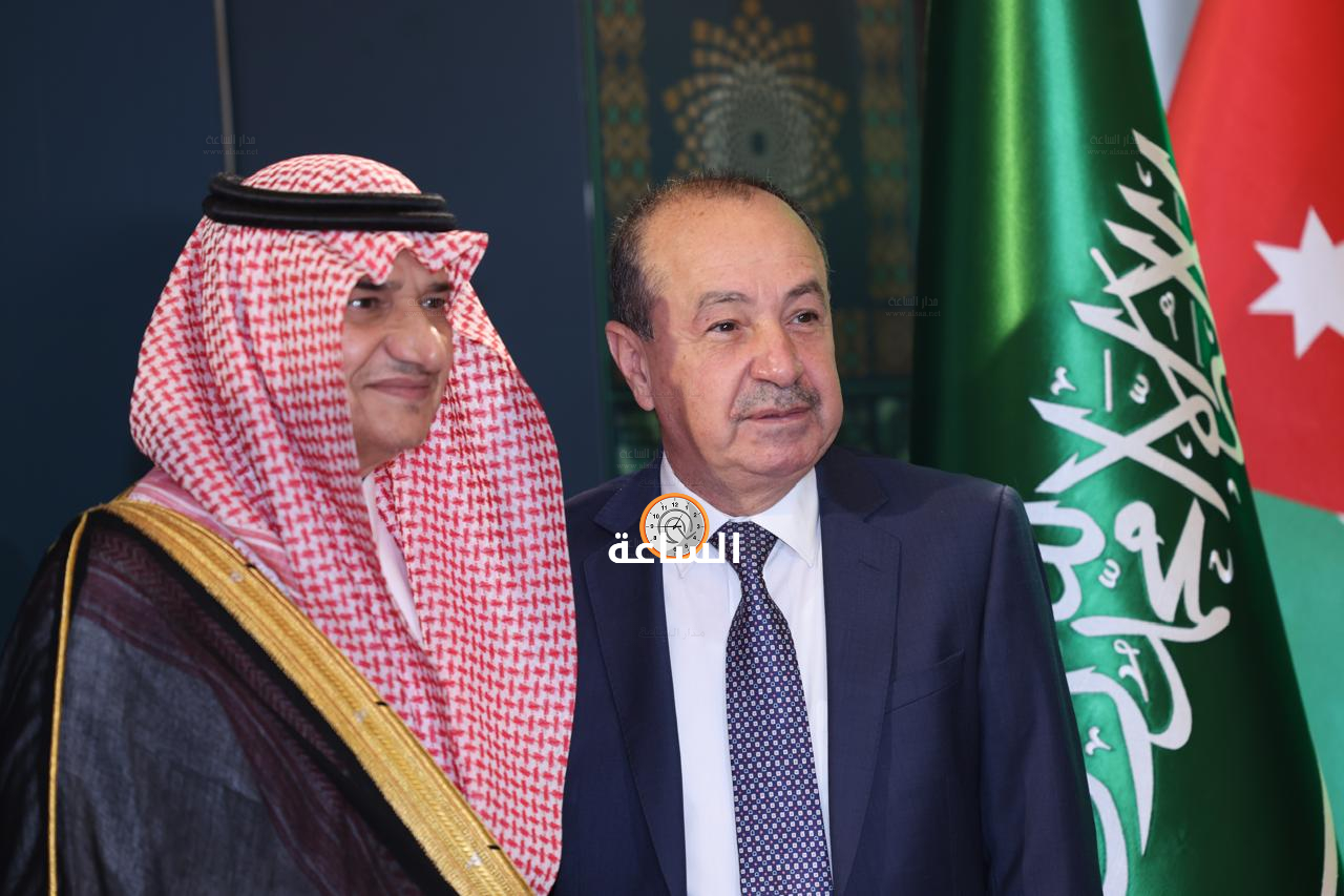 Madar Al-Saa Images 0.2895446605909535