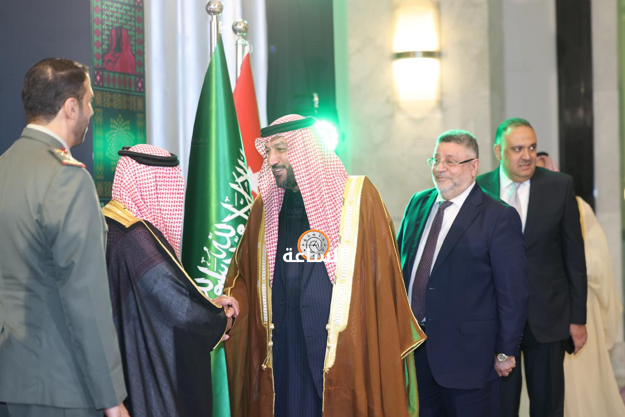 Madar Al-Saa Images 0.8425019593026795