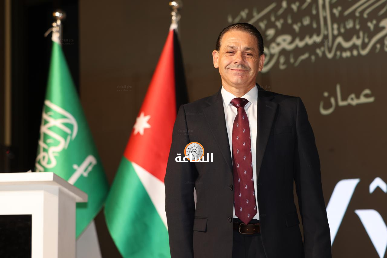 Madar Al-Saa Images 0.961806434831375