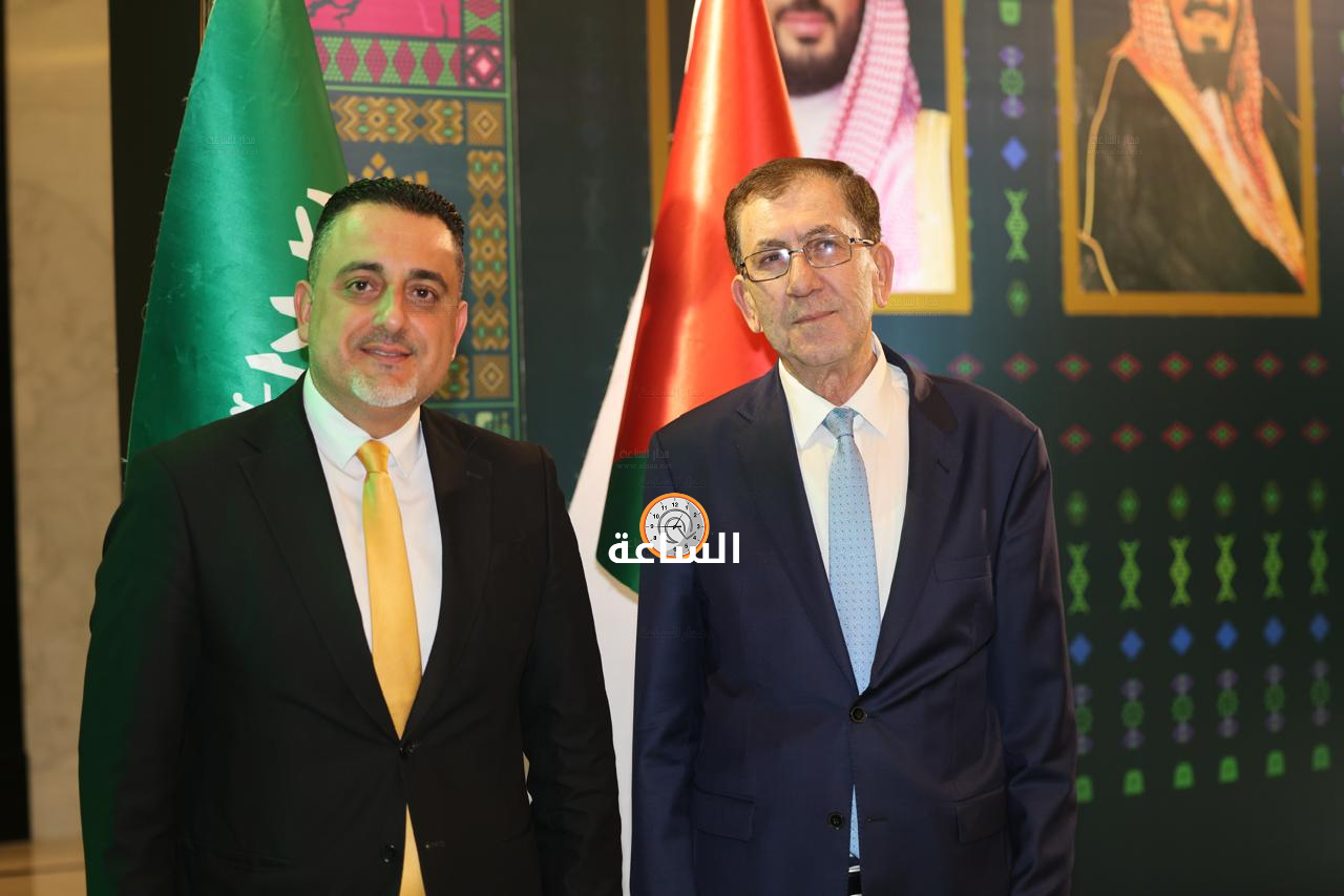 Madar Al-Saa Images 0.47693855978755195