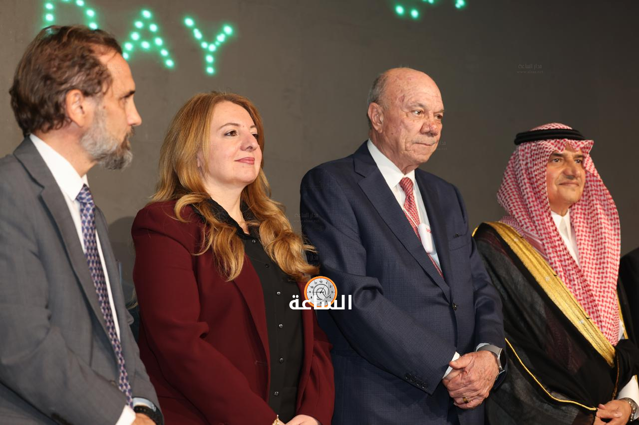 Madar Al-Saa Images 0.3391606409226934
