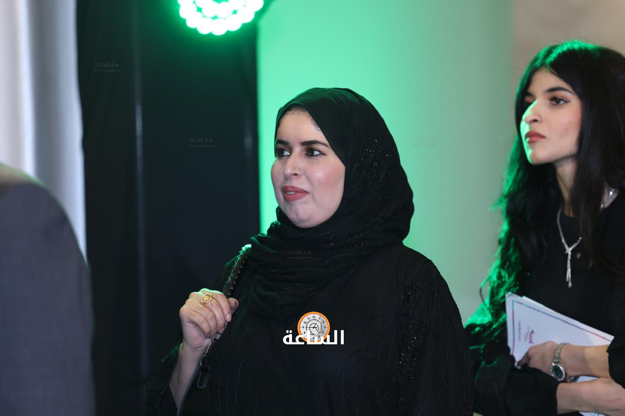 Madar Al-Saa Images 0.8085345777963794