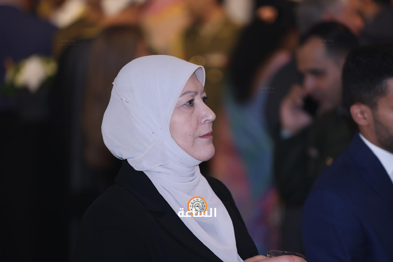 Madar Al-Saa Images 0.4707753473855132