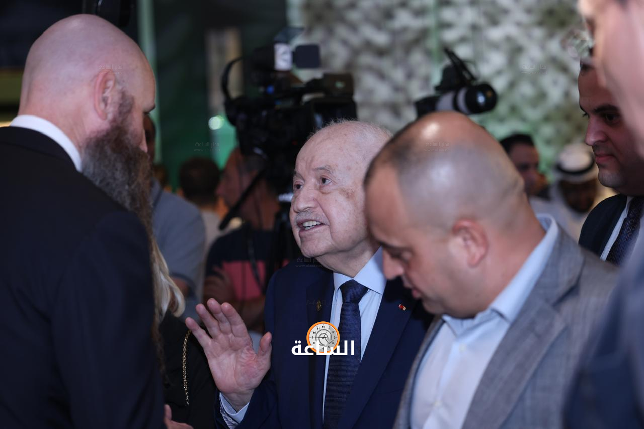 Madar Al-Saa Images 0.7492718265587286