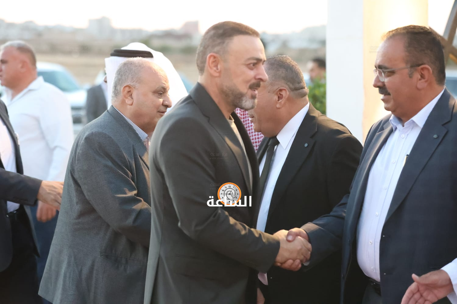 Madar Al-Saa Images 0.3295734377886793