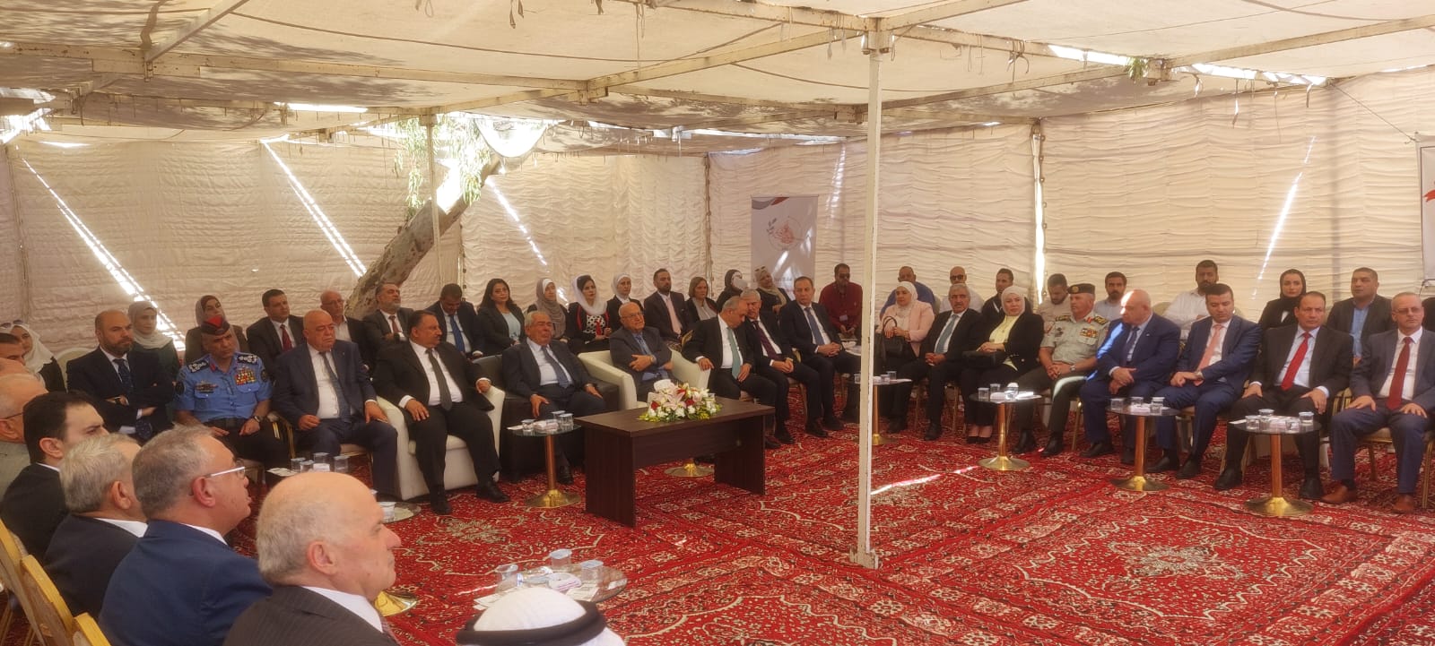 Madar Al-Saa Images 0.4651413744248297
