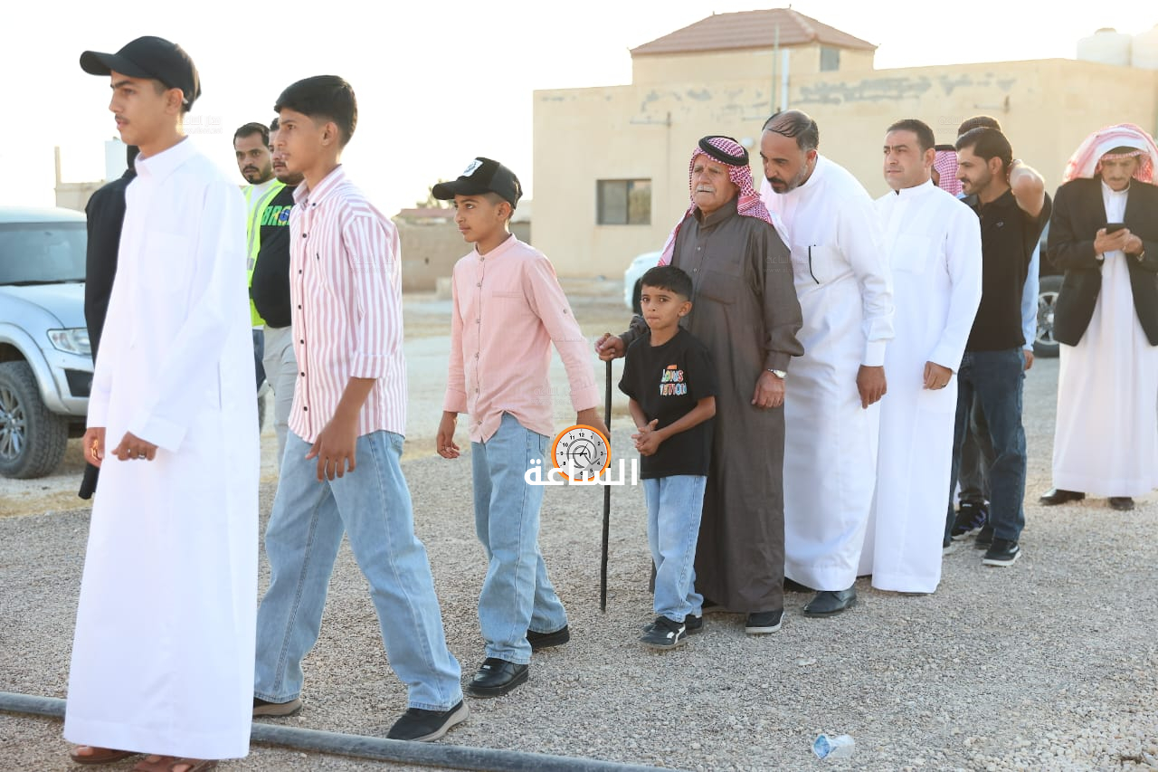 Madar Al-Saa Images 0.7498312022157578
