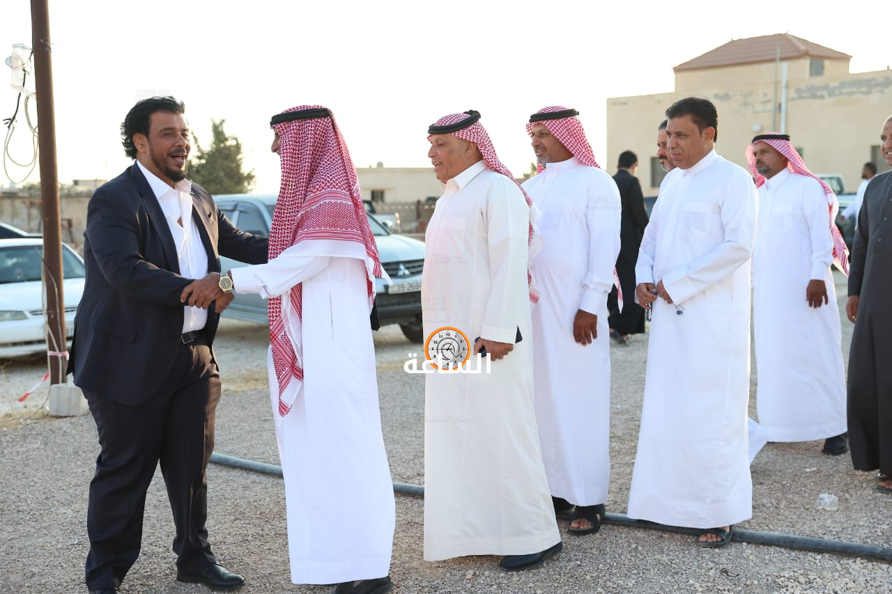 Madar Al-Saa Images 0.4665365062808453