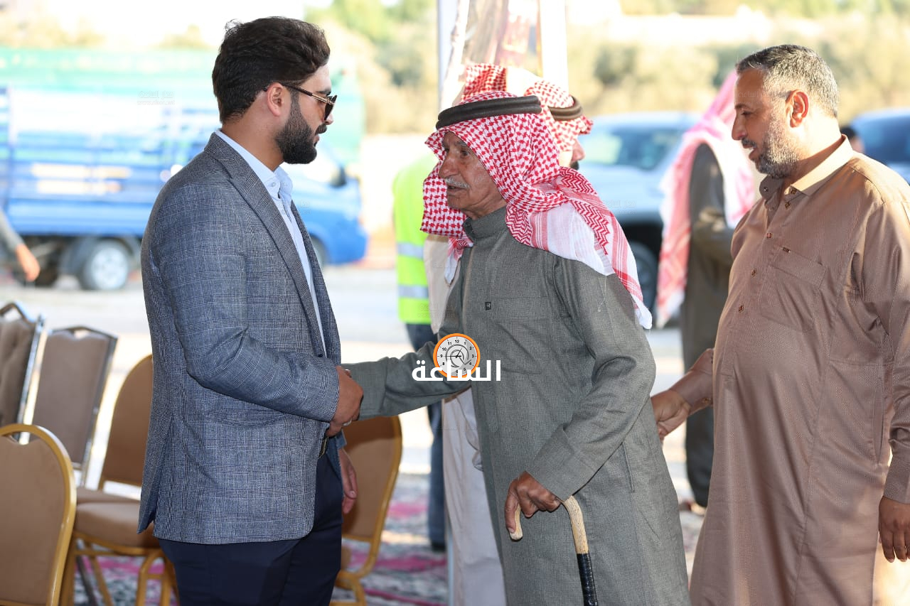 Madar Al-Saa Images 0.9828407133595369