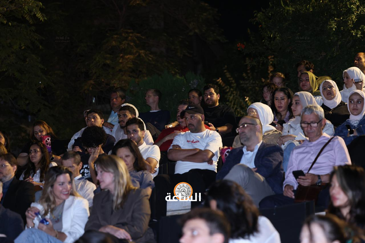 Madar Al-Saa Images 0.2251858293515132