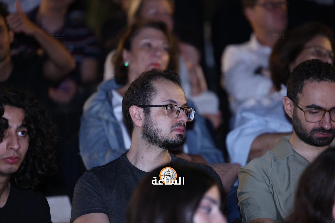 Madar Al-Saa Images 0.7068045660322293