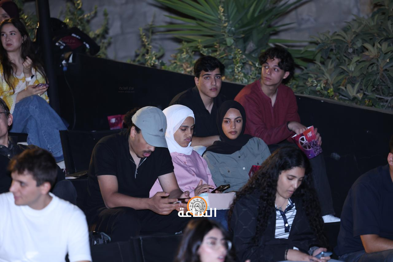 Madar Al-Saa Images 0.8521574843710958