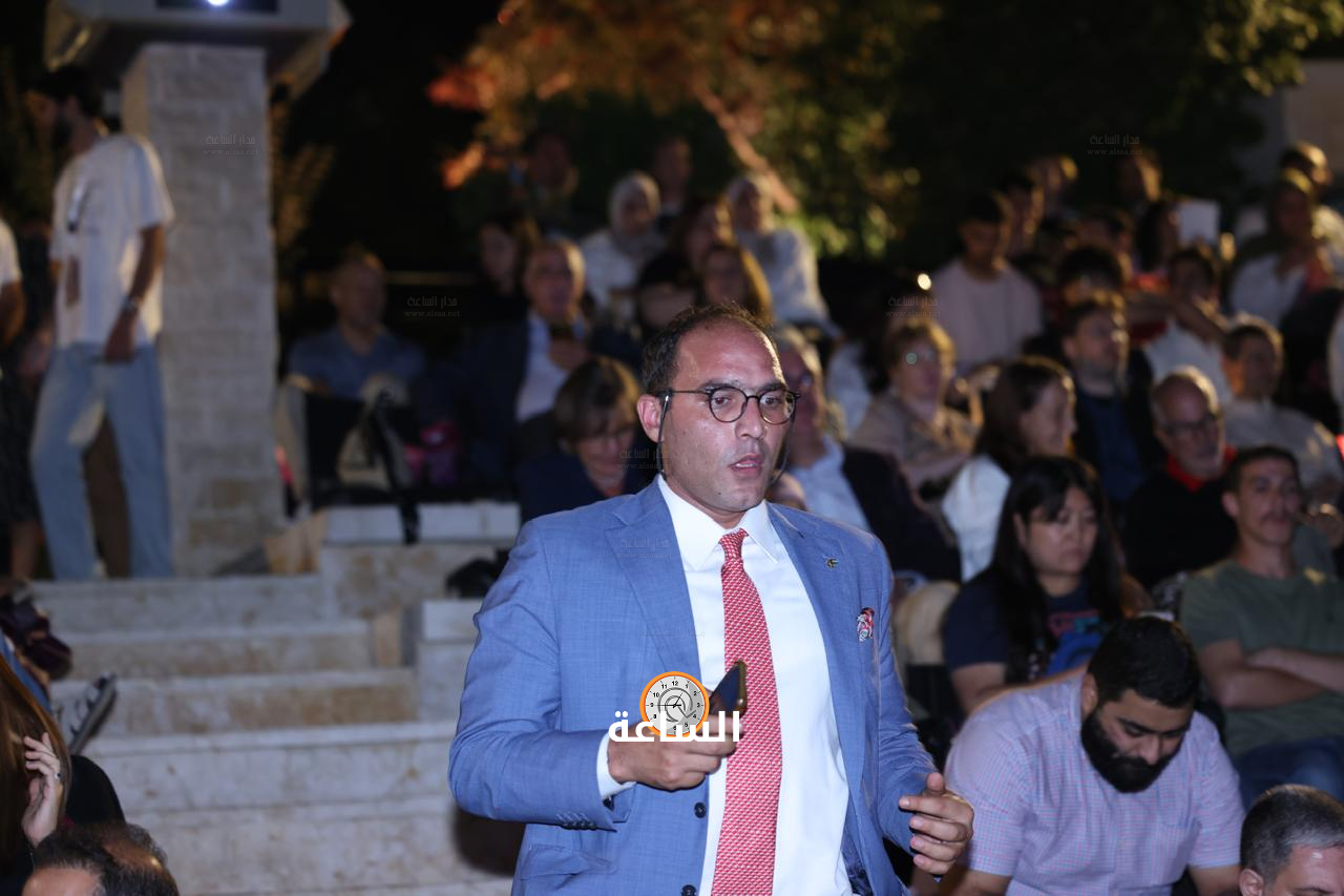 Madar Al-Saa Images 0.3169373254669241