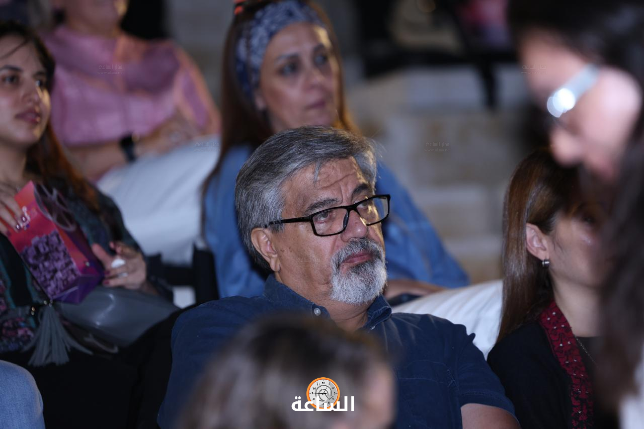 Madar Al-Saa Images 0.9309317482137272
