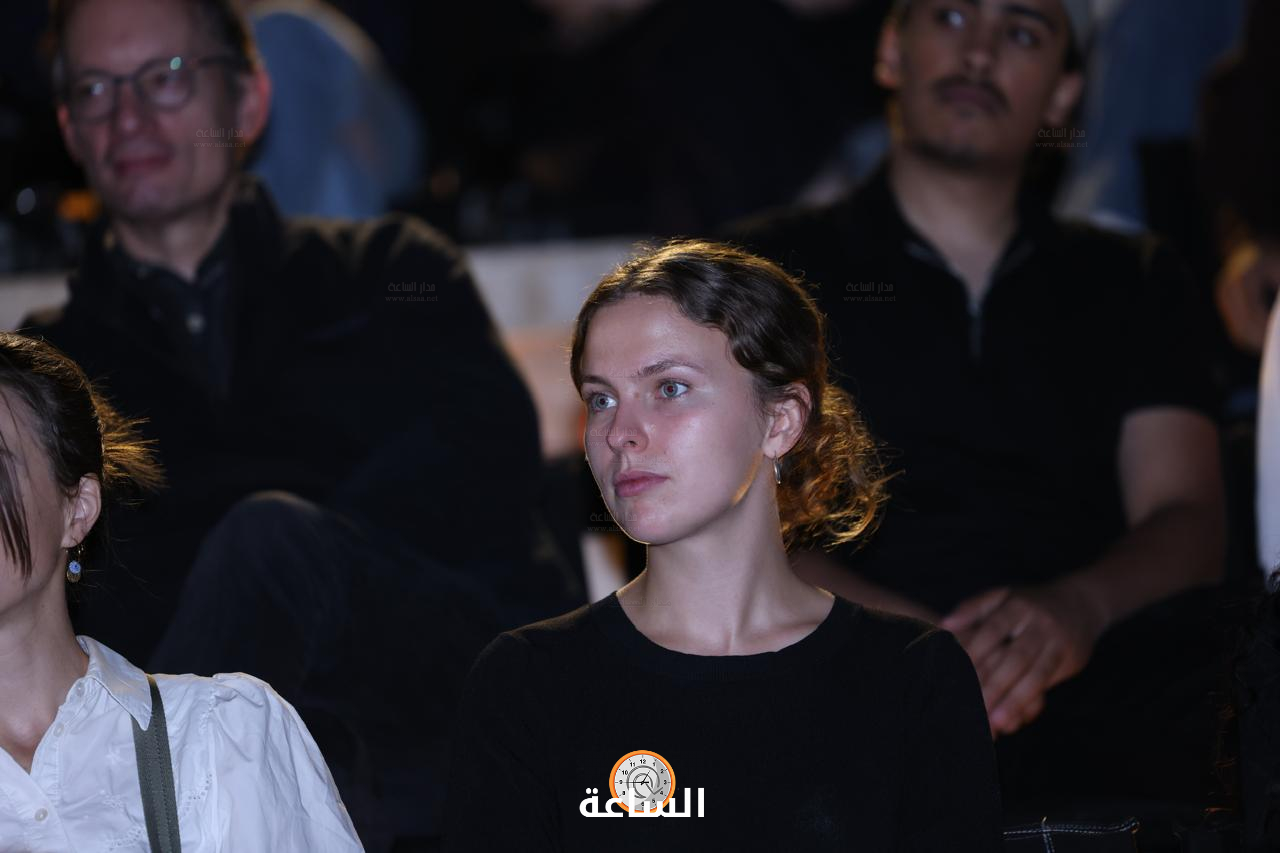 Madar Al-Saa Images 0.2634534331047311