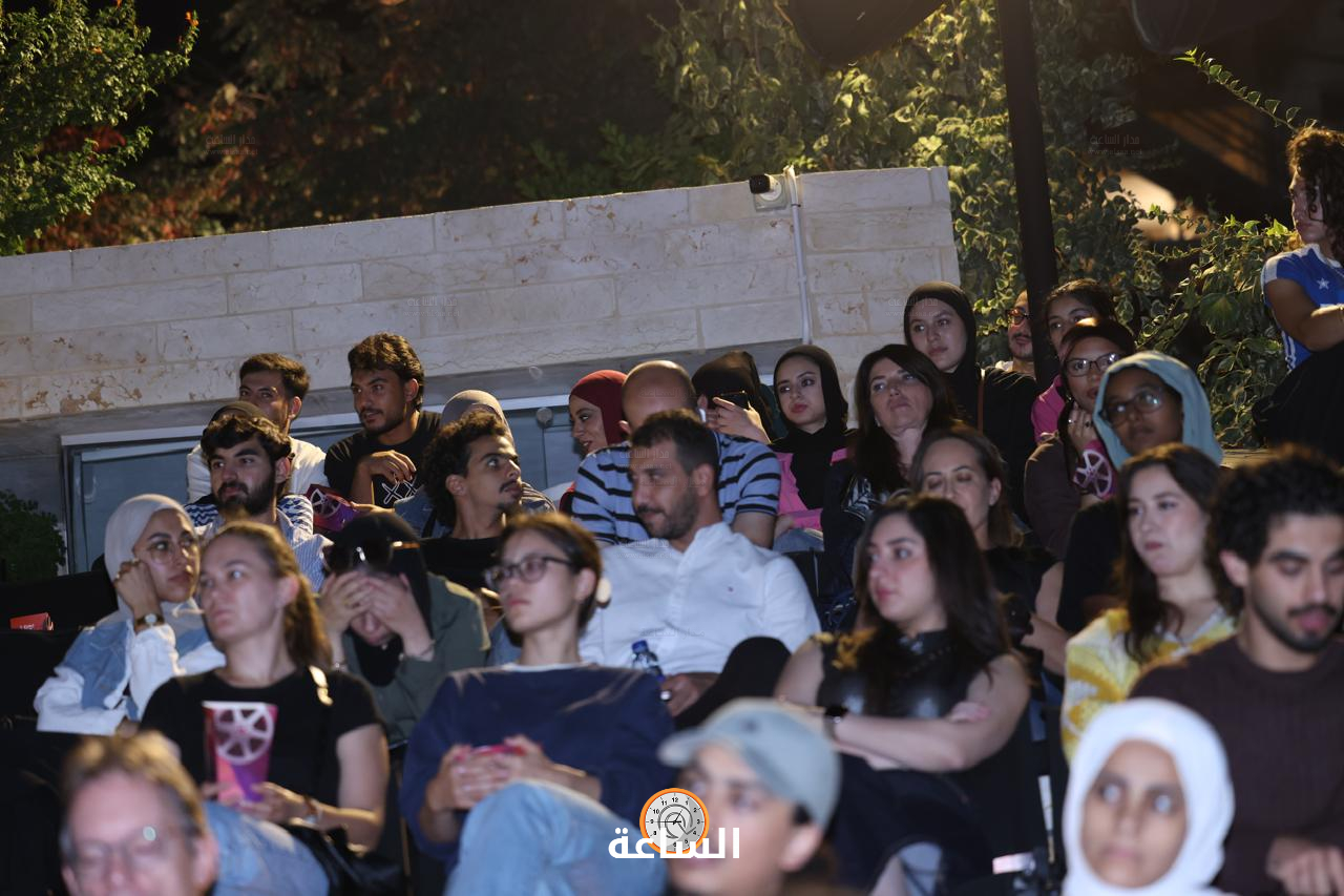 Madar Al-Saa Images 0.04234180244822938