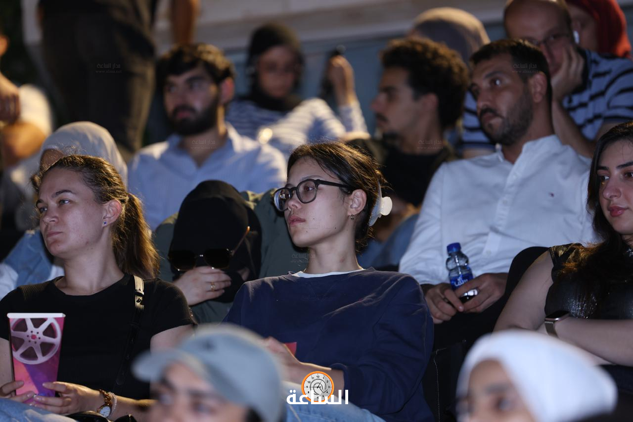 Madar Al-Saa Images 0.24349471921070553