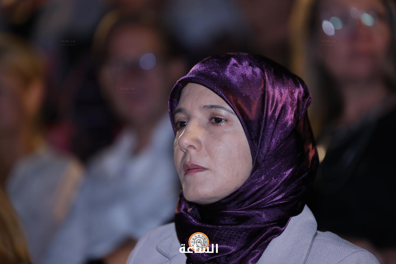 Madar Al-Saa Images 0.4430178082729821