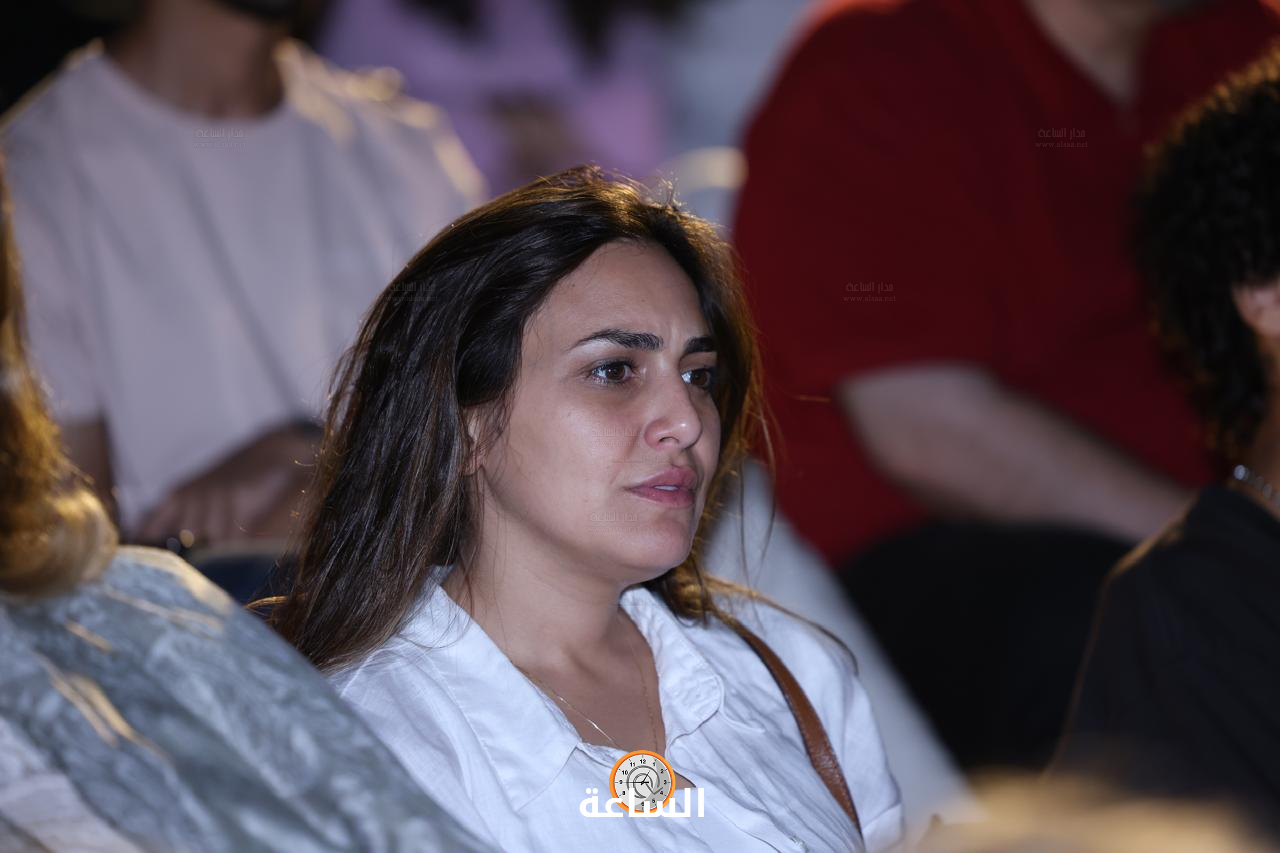 Madar Al-Saa Images 0.2801401587193534