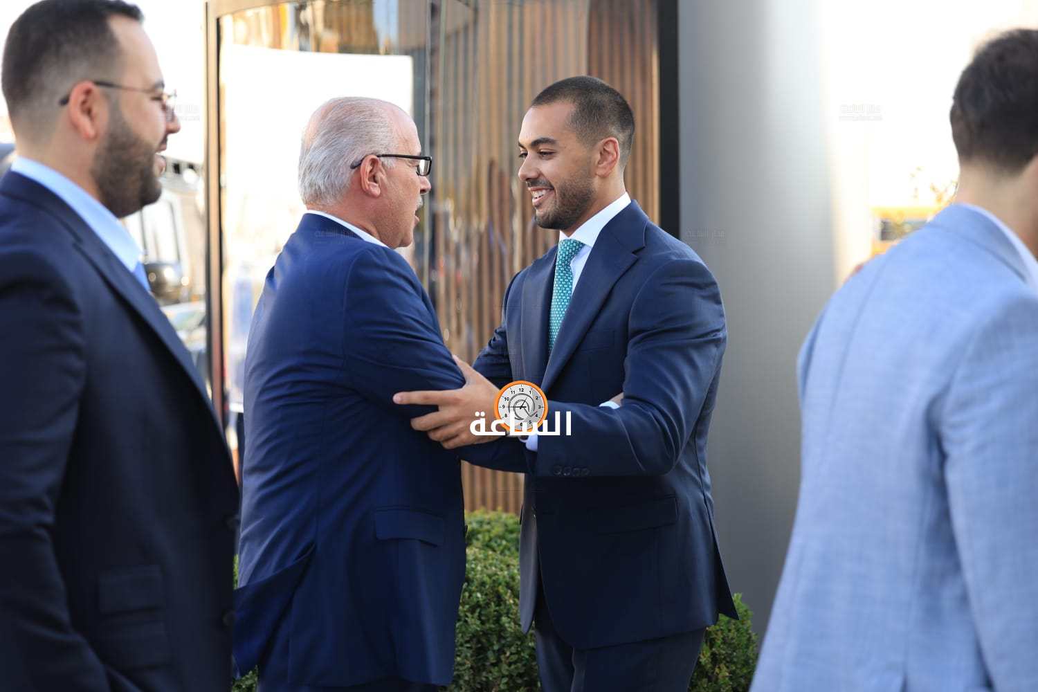 Madar Al-Saa Images 0.6606365136465009