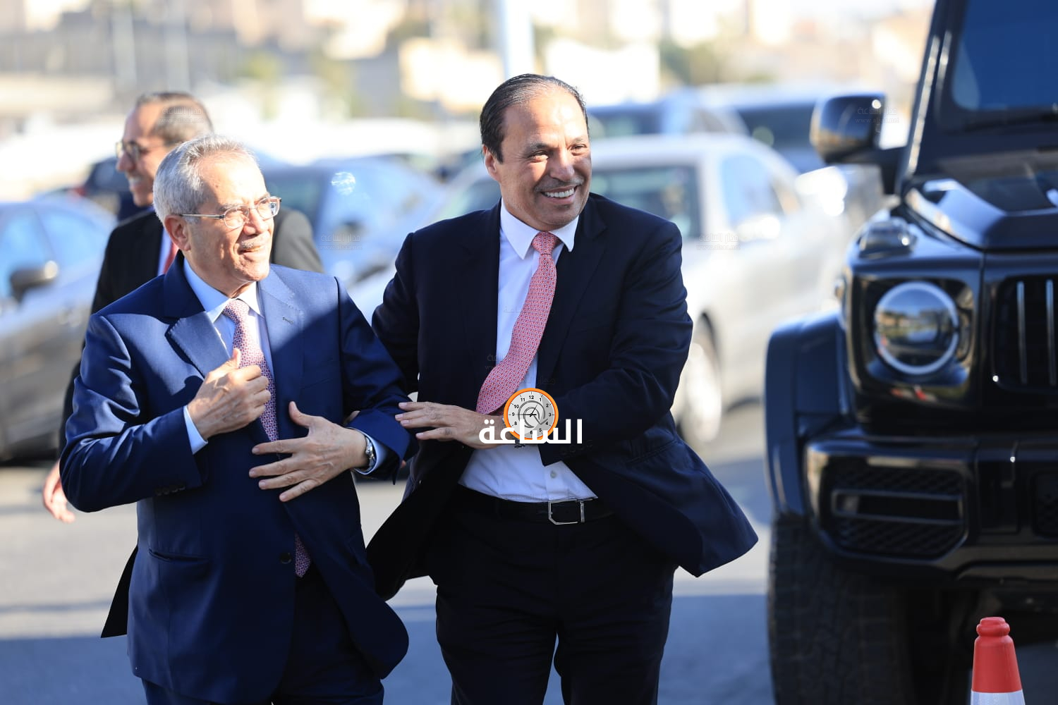 Madar Al-Saa Images 0.3932441370773452