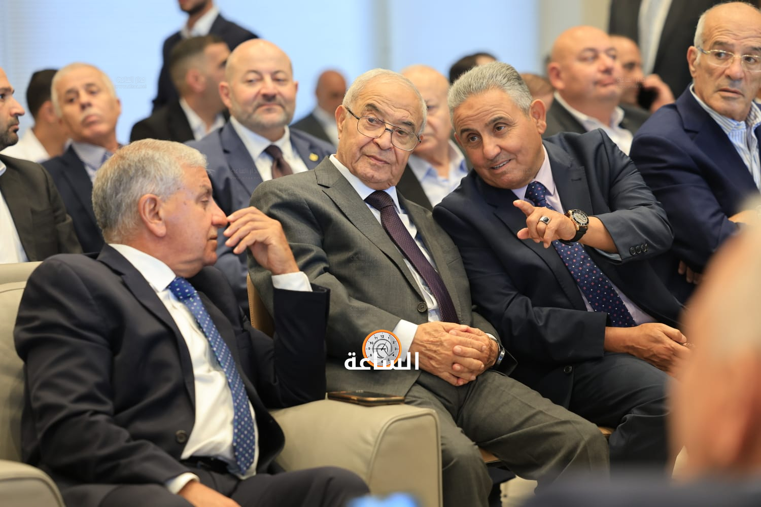 Madar Al-Saa Images 0.5387365914350777