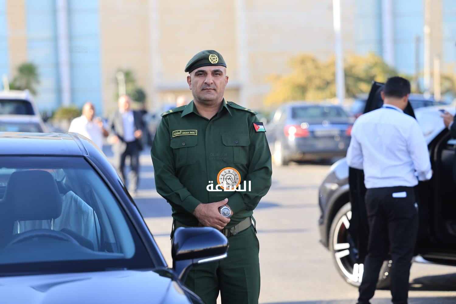 Madar Al-Saa Images 0.7945985554363622