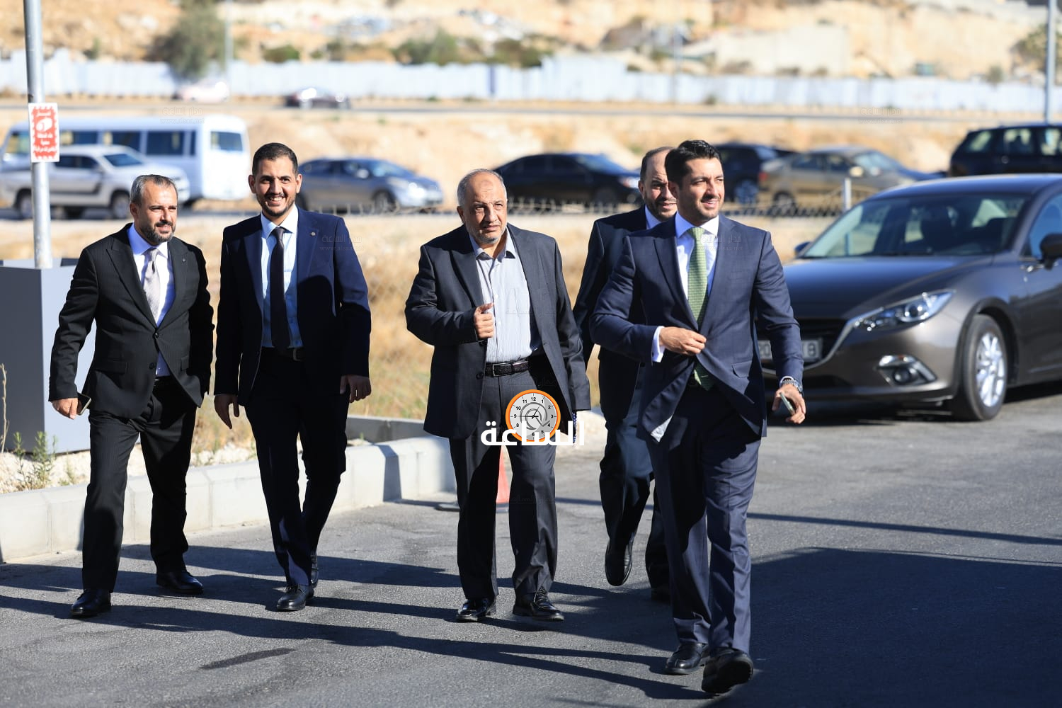 Madar Al-Saa Images 0.4448297279662172