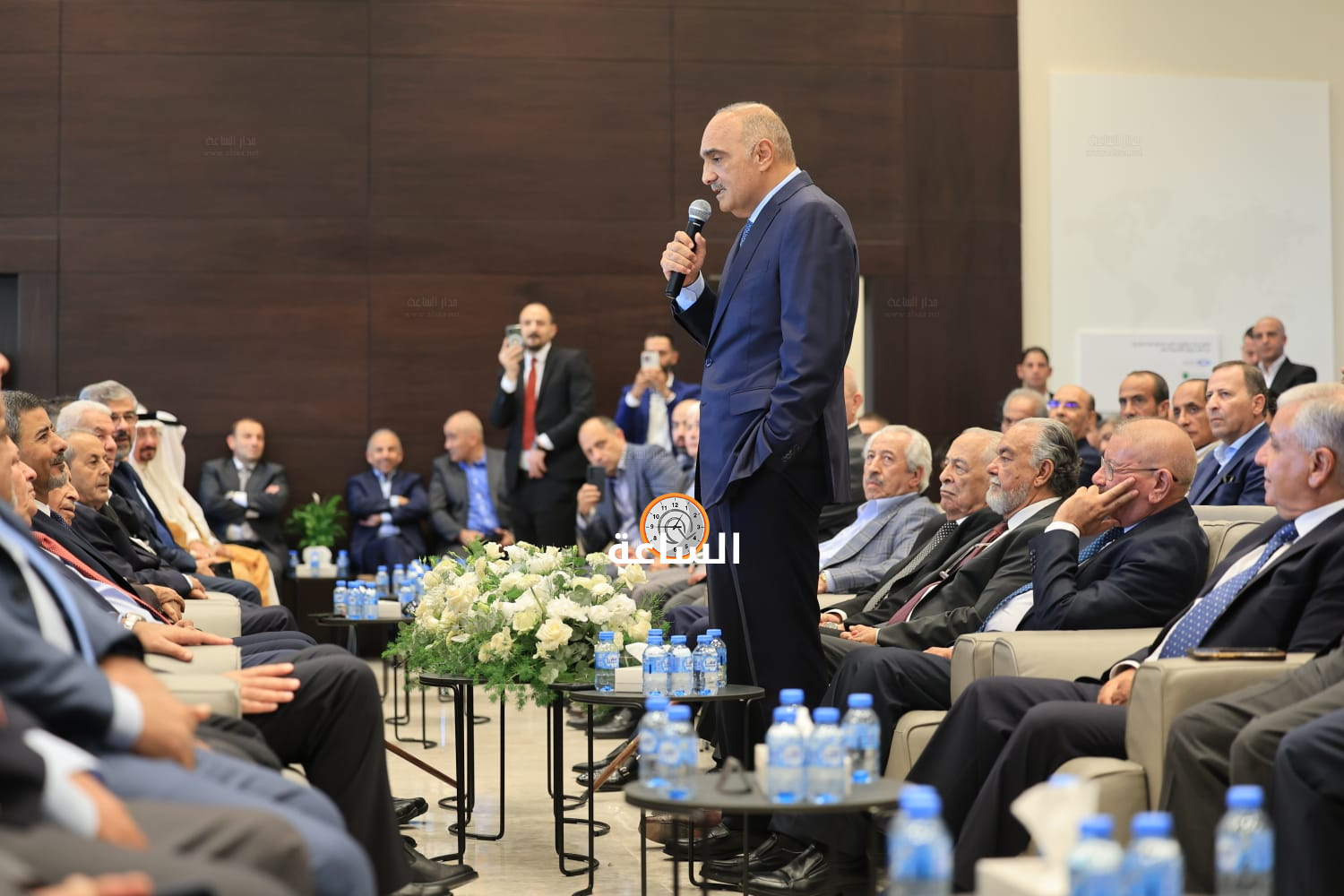 Madar Al-Saa Images 0.8227615149110901