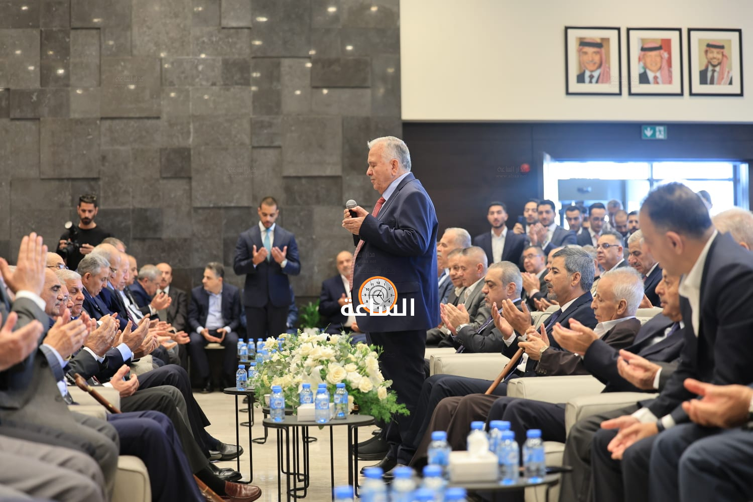 Madar Al-Saa Images 0.9396789424116627