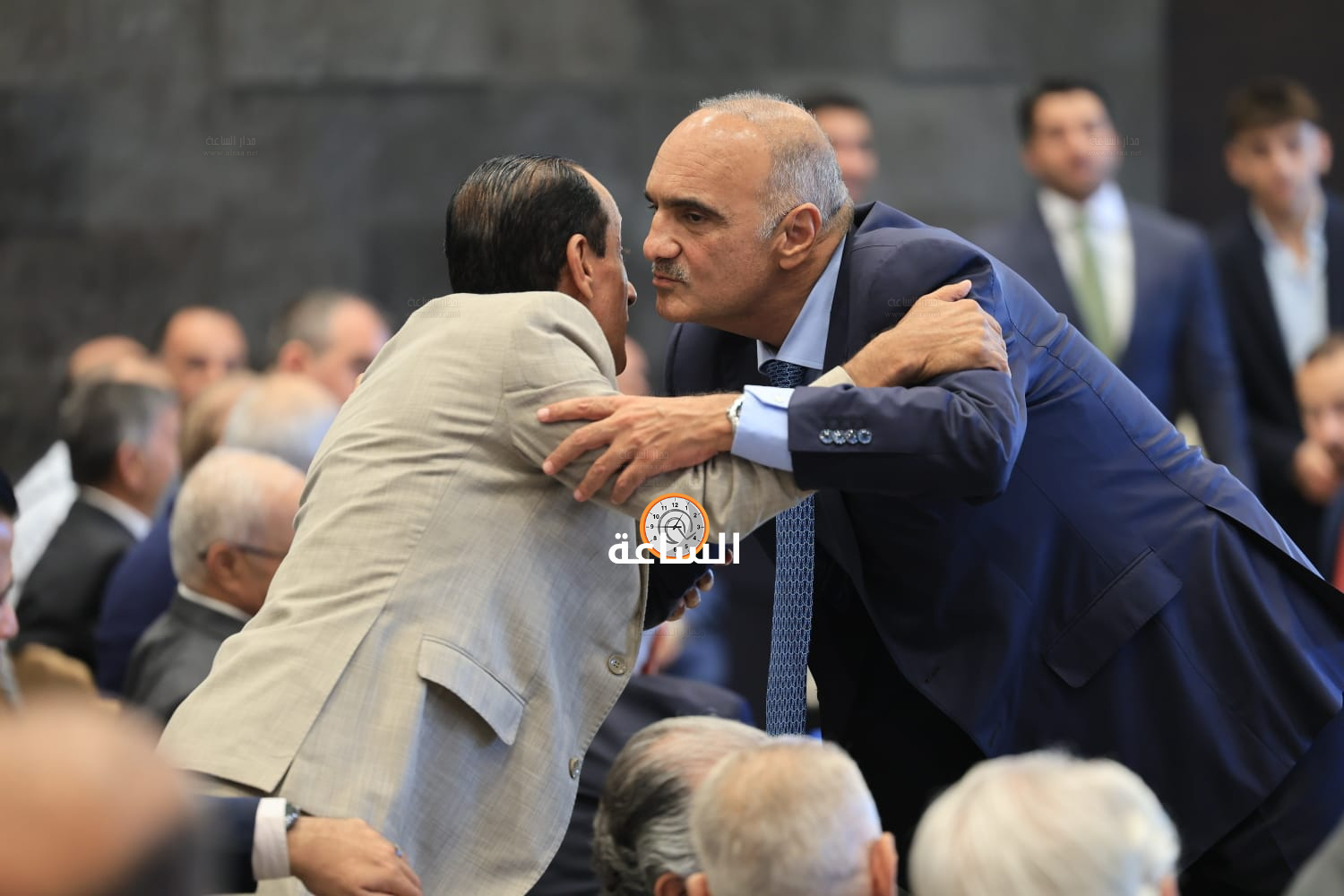 Madar Al-Saa Images 0.13032652923923504