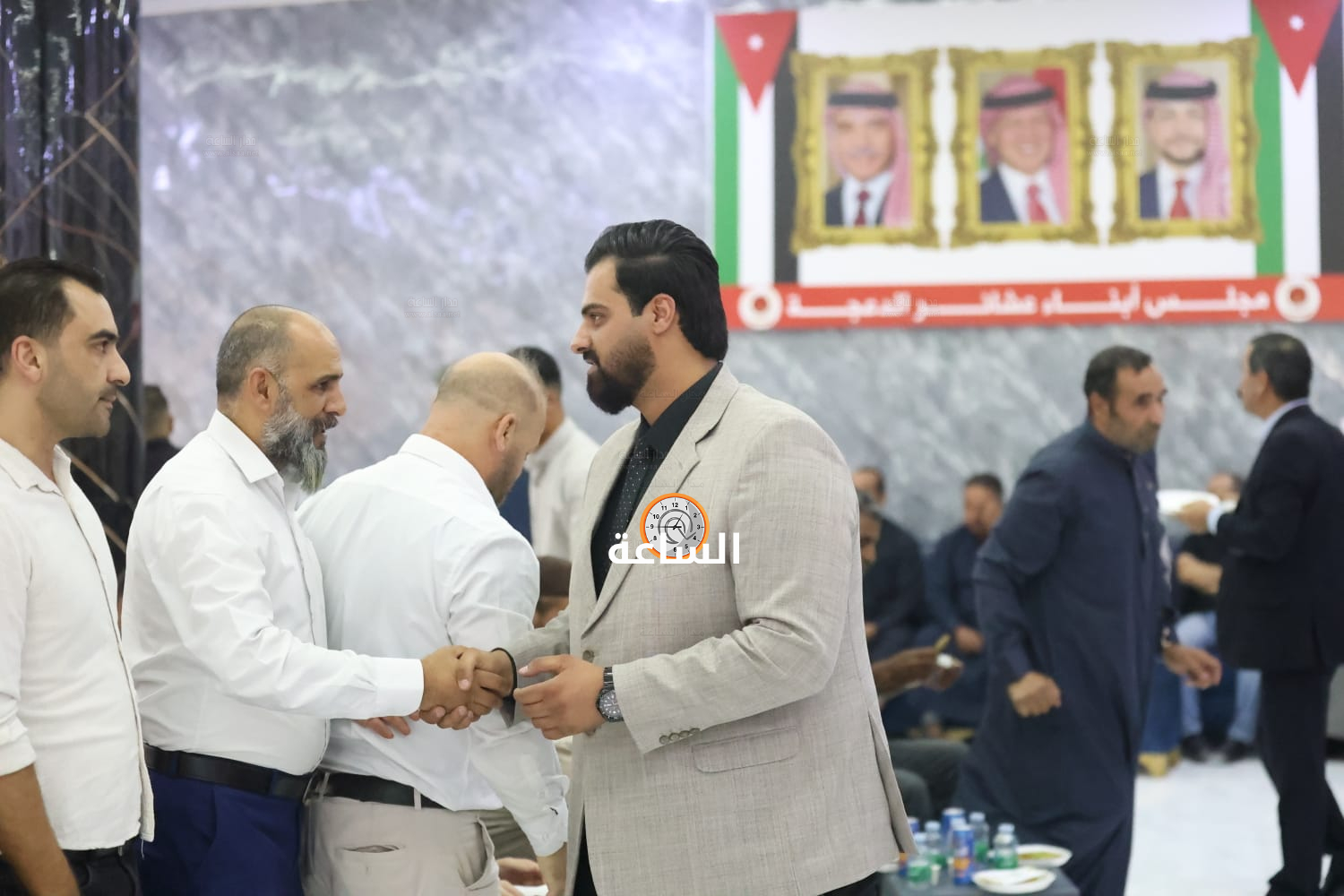 Madar Al-Saa Images 0.20193799424343994