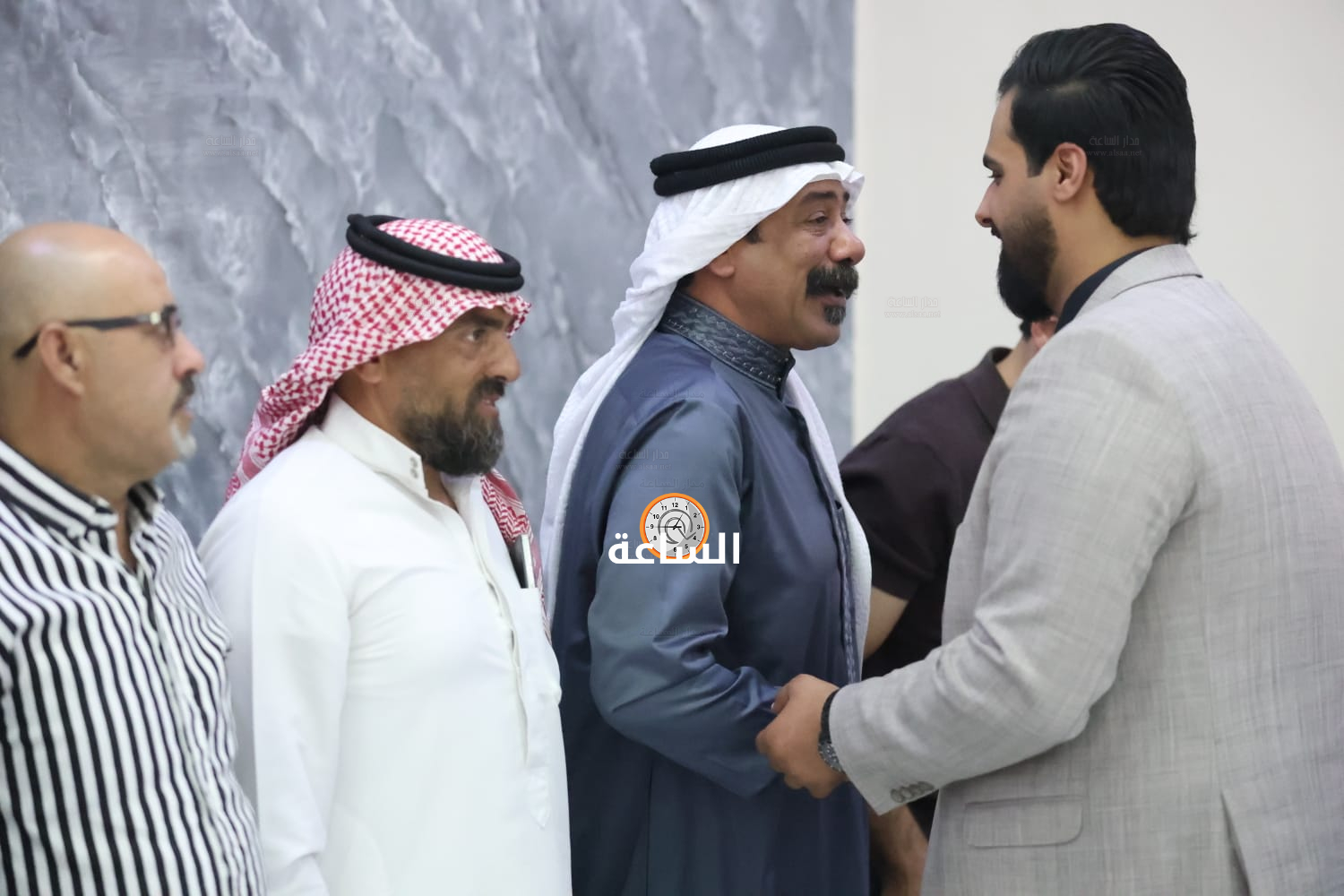 Madar Al-Saa Images 0.7751850528530533