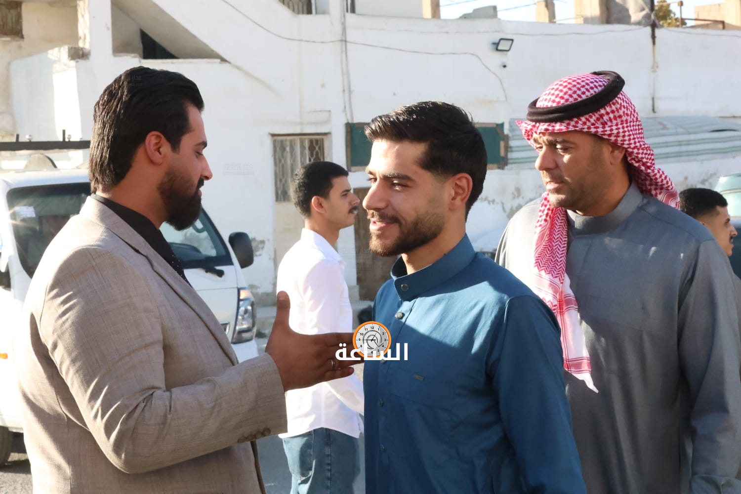 Madar Al-Saa Images 0.38192434786185536