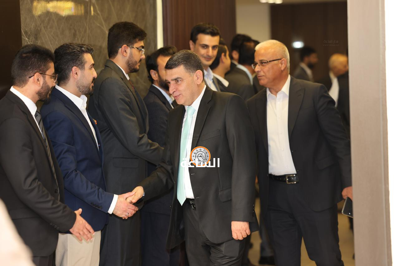 Madar Al-Saa Images 0.9160897901616128