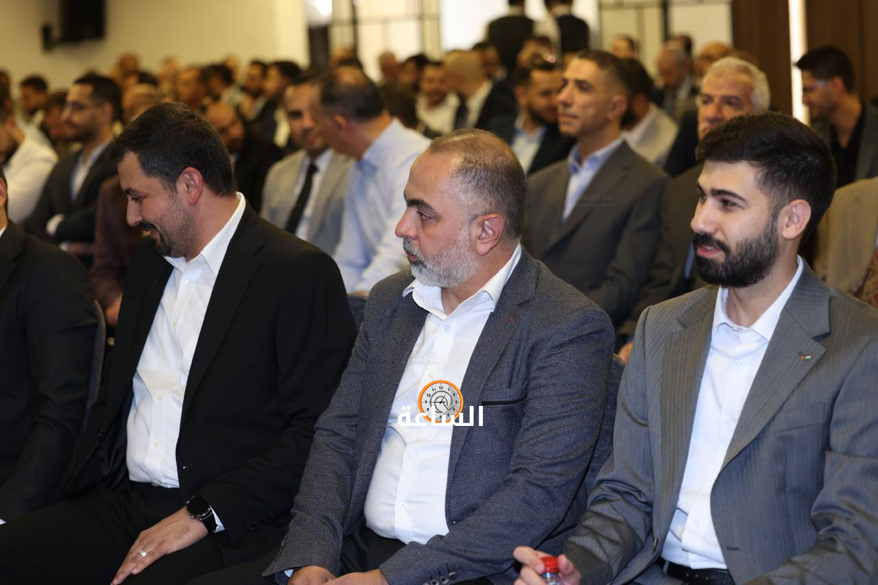 Madar Al-Saa Images 0.3659686359290084