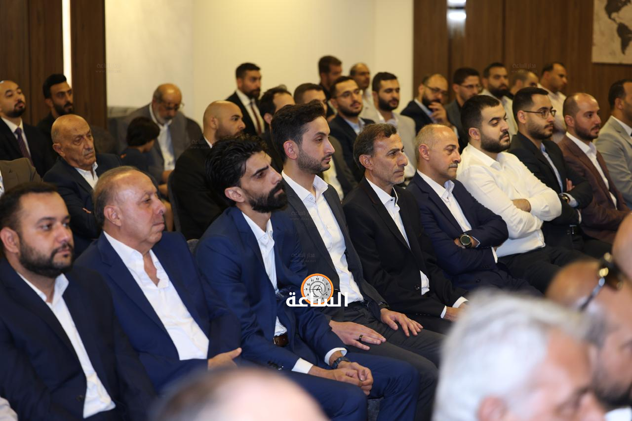 Madar Al-Saa Images 0.3735697023070492